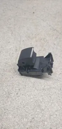 Toyota RAV 4 (XA50) Electric window control switch 193335