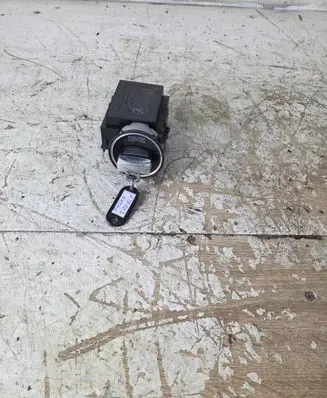 Volkswagen PASSAT B6 Ignition lock 3C0905843 33303301 11601200417018