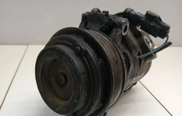 Jeep Grand Cherokee (WK) Air conditioning (A/C) compressor (pump) 4472205602