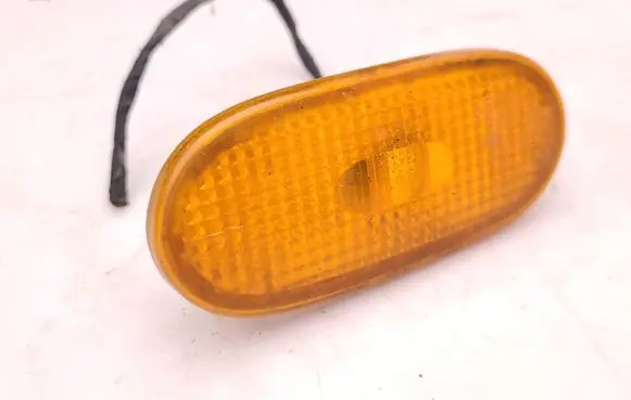 Mercedes-Benz Sprinter W906 Front fender indicator light A0038202956