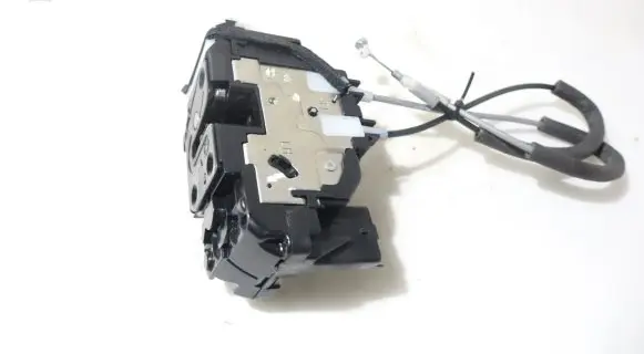 Hyundai i20 (GB IB) Front door lock