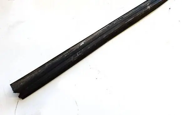Opel Insignia A Rubber seal rear door 