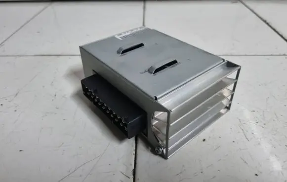 BMW 5 E60 E61 Sound amplifier 6920461 1321749 HS4851