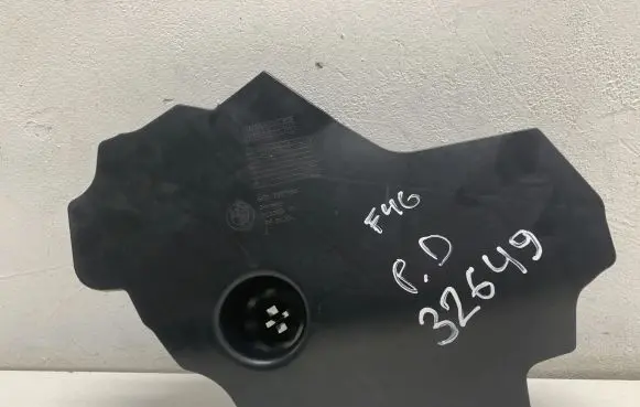 BMW 2 F46 Other engine bay part 51717387166 20335610