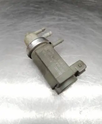 Audi A6 S6 C5 4B Turbo solenoid valve 059906627A