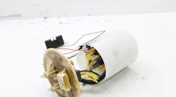 Opel Movano B In-tank fuel pump 172020772R