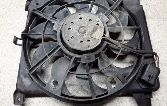 Opel Astra H Fan set 0130303304 0130307057