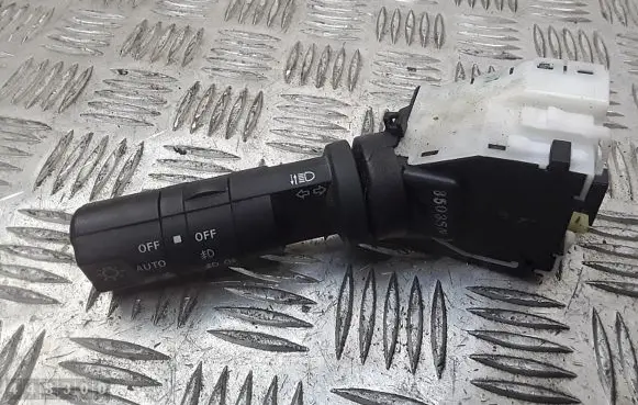 Nissan Navara Light switch