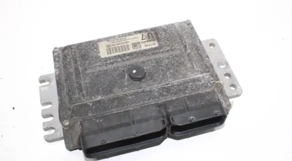 Nissan Micra Engine control unit/module MEC32080