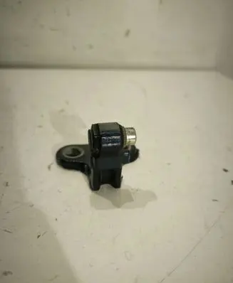 Volvo V50 Front door lower hinge 30766311