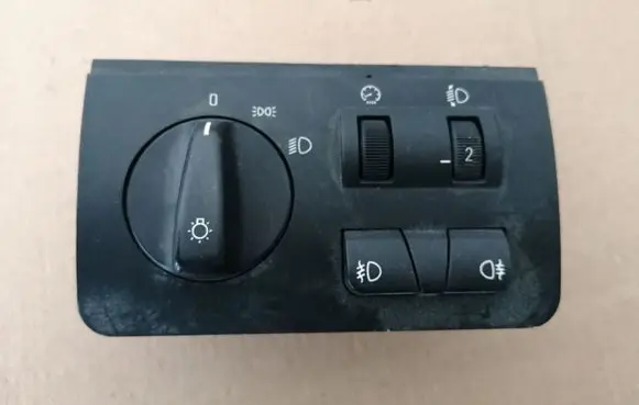 BMW X5 E53 Light switch 8372204