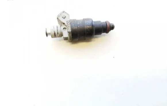 Audi A4 S4 B5 8D Fuel injector 078133551d