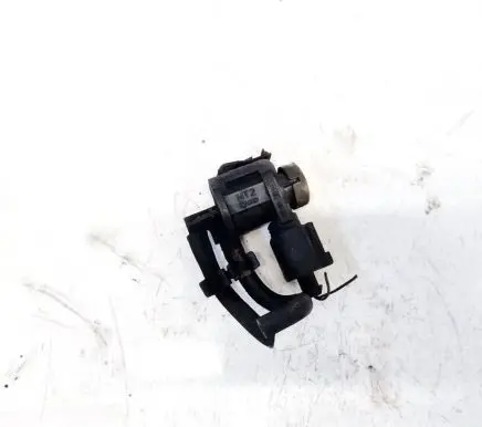 Audi Q7 4L Turbo solenoid valve 1j0906283