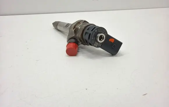 BMW 3 F30 F35 F31 Fuel injector 8514148 0445110