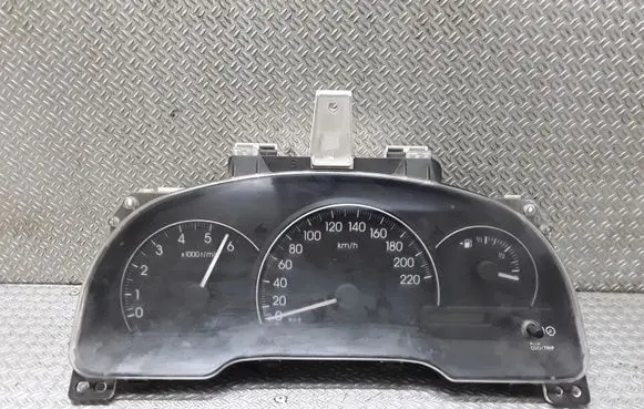 Toyota Avensis Verso Speedometer (instrument cluster) 8380044530
