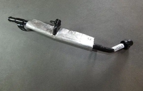 Audi Q5 SQ5 Engine coolant pipe/hose 06L121085K
