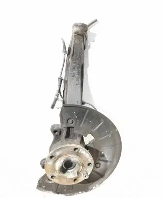 Volkswagen Touareg I Front wheel hub spindle knuckle 7L0407257A