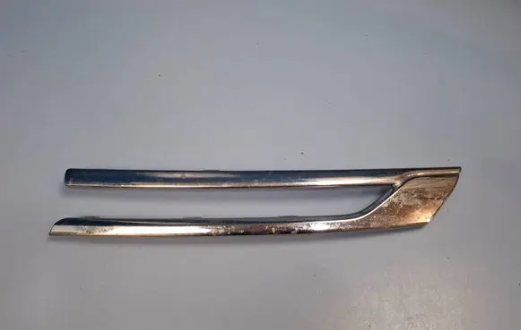 Opel Astra K Front bumper upper radiator grill 13423641