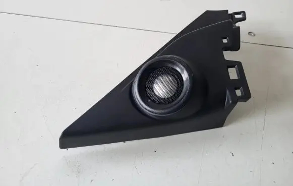 Honda Civic X Front door glass trim molding 76270TEAT110