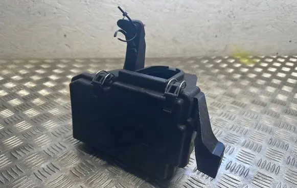 Mercedes-Benz GLE (W166 - C292) Fuse box set A1665400182