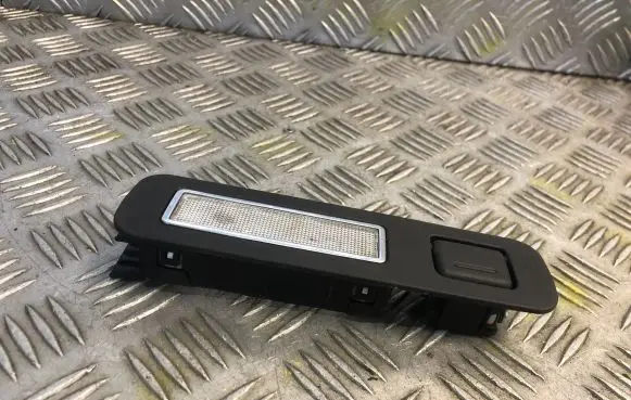 Mercedes-Benz A W169 Front seat light 2168100240