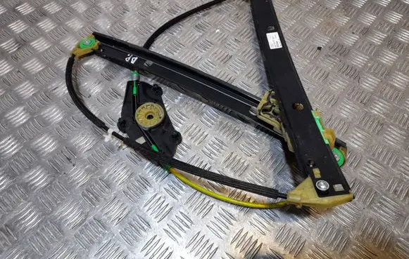 Audi A4 S4 B8 8K Front window lifting mechanism without motor 8K0837462A