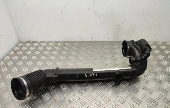BMW 2 F45 Turbo air intake inlet pipe/hose 1105879 23557610
