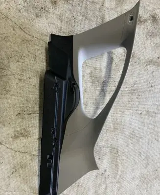 BMW X1 F48 F49 (C) pillar trim 51437332820 7332820