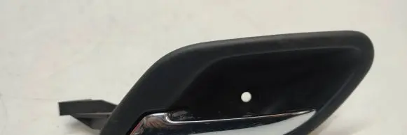 BMW 5 E39 Front door interior handle 8125513