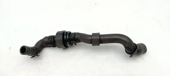 Volkswagen Touran II Engine coolant pipe/hose 3018758