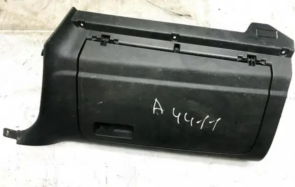 Volkswagen Golf V Glove box 1K2857114C