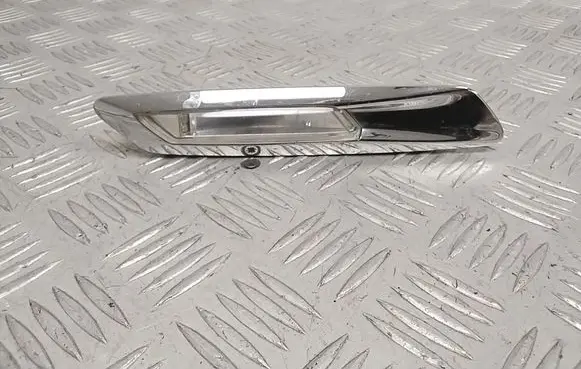 BMW 5 F10 F11 Front fender indicator light 7154167