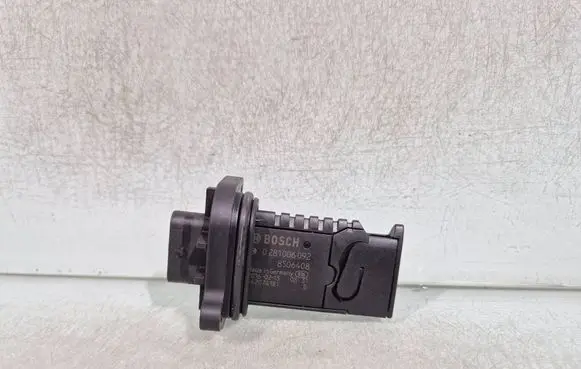 Toyota Avensis T270 Mass air flow meter 0281006092 8506408 342074181