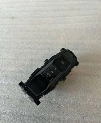 Audi A5 Gear selector 8B3713059M