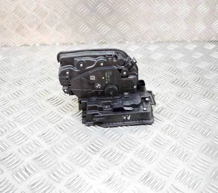 BMW X4 G02 Coupe door lock (next to the handle) 19864010 2711539