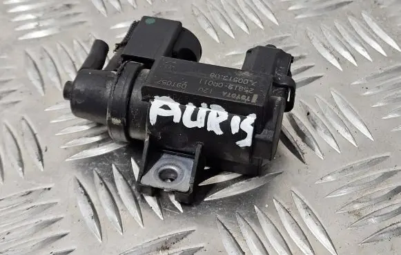 Toyota Auris 150 Vacuum valve 258190R011 09T057 70051308