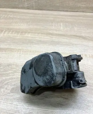 Volkswagen Golf V Throttle valve 03G128063L 111309B0124