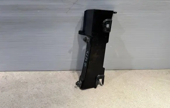 Jaguar F-Type Fender mounting bracket EX53405B01ACSLD7