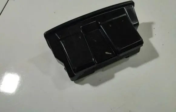 Mazda 3 I Car ashtray 