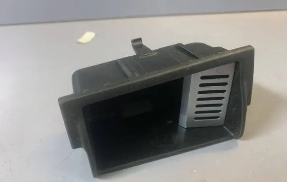 BMW 7 E65 E66 Car ashtray 7025547