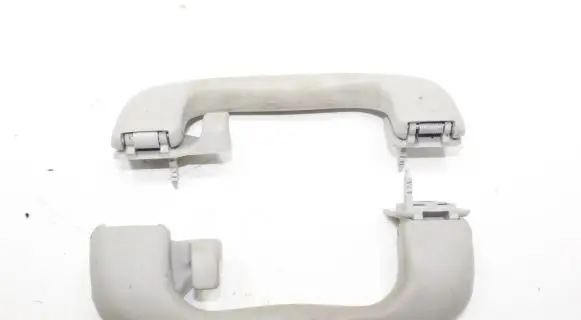 Opel Mokka A set of handles for the ceiling 
