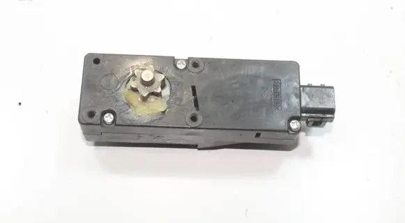 Toyota RAV 4 (XA30) Seat control module 8582060130