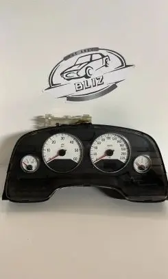 Speedometer (instrument cluster)