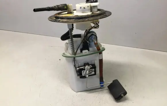 Hyundai i20 (PB PBT) In-tank fuel pump 311101J000