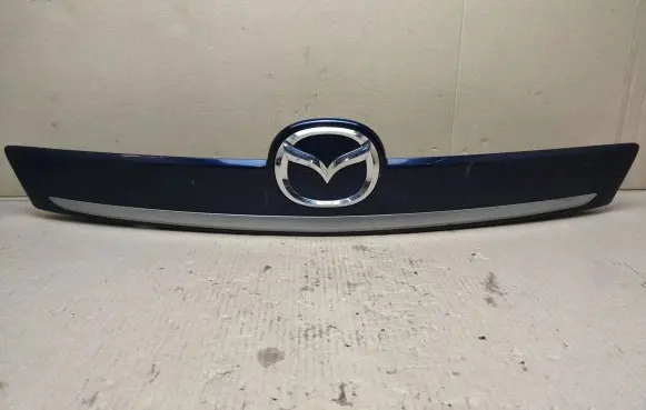 Mazda CX-9 Tailgate trim