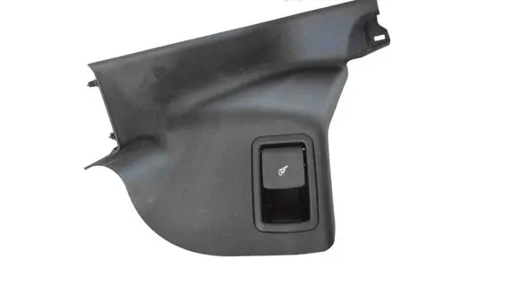 Alfa Romeo Stelvio Front door seat control surround trim 156138242