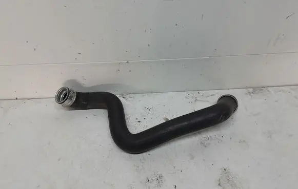 Mercedes-Benz S W221 Engine coolant pipe/hose A2215013584