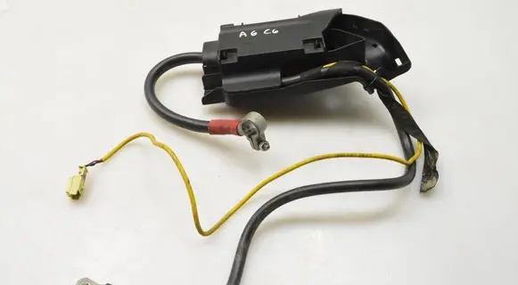 Audi A6 S6 C6 4F Positive cable (battery) 4F0971812A