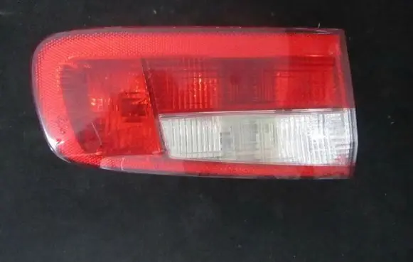 Tailgate rear/tail lights