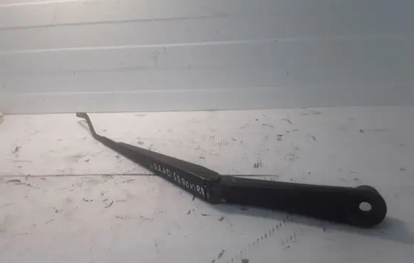 Jeep Grand Cherokee (WK) Front wiper blade arm NOCODE